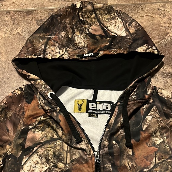 Camo Zip Up Sweater - Picture 2 of 3